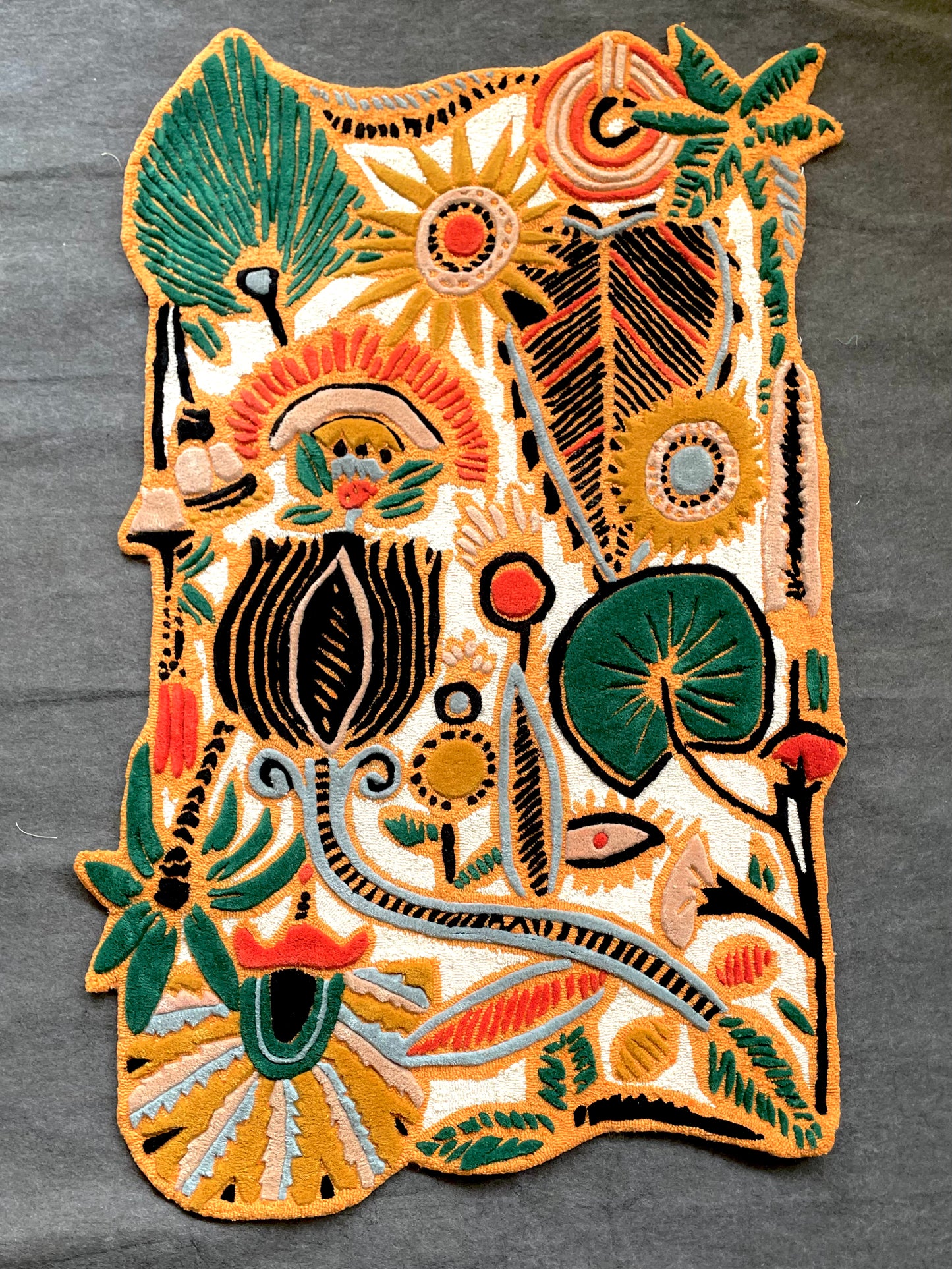 Tropic Twist Hand-Tufted Rug