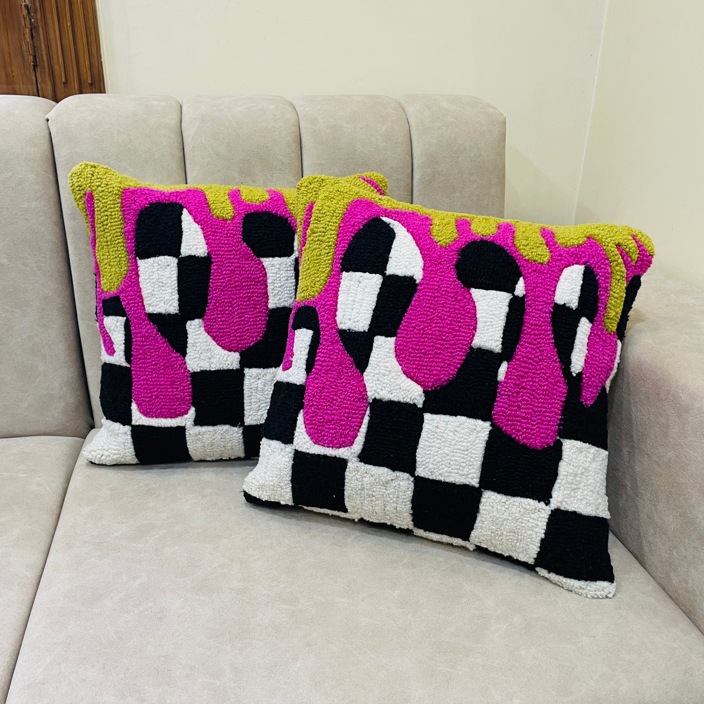 Checks With Drip Tufted Cushion Cover