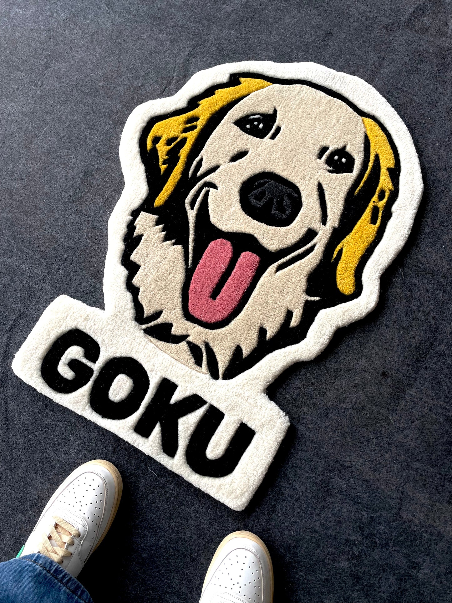 Goku- The Labrador Retriever Hand-Tufted Rug (Customisable)